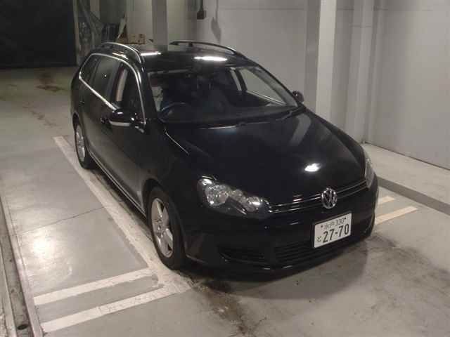 8488 VOLKSWAGEN GOLF VARIANT 1KCBZ 2013 г. (JU Tokyo)